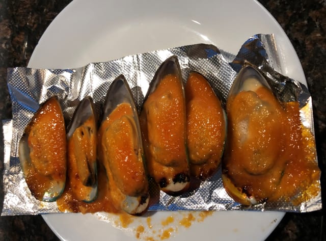 Baked Green Mussels (6 pcs).