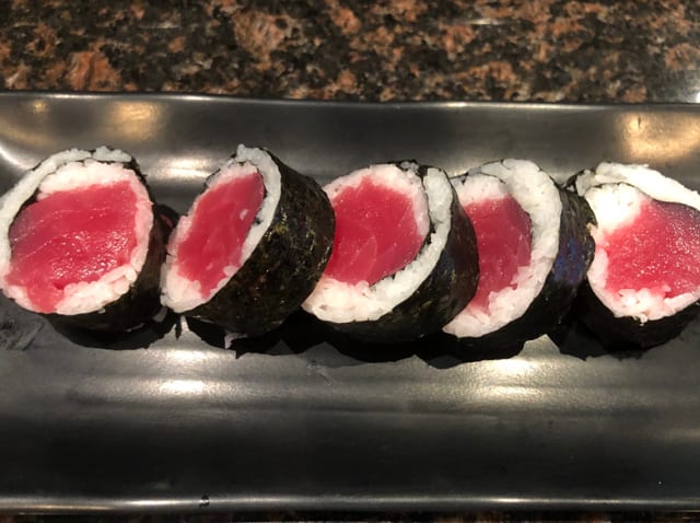 Tuna Roll.