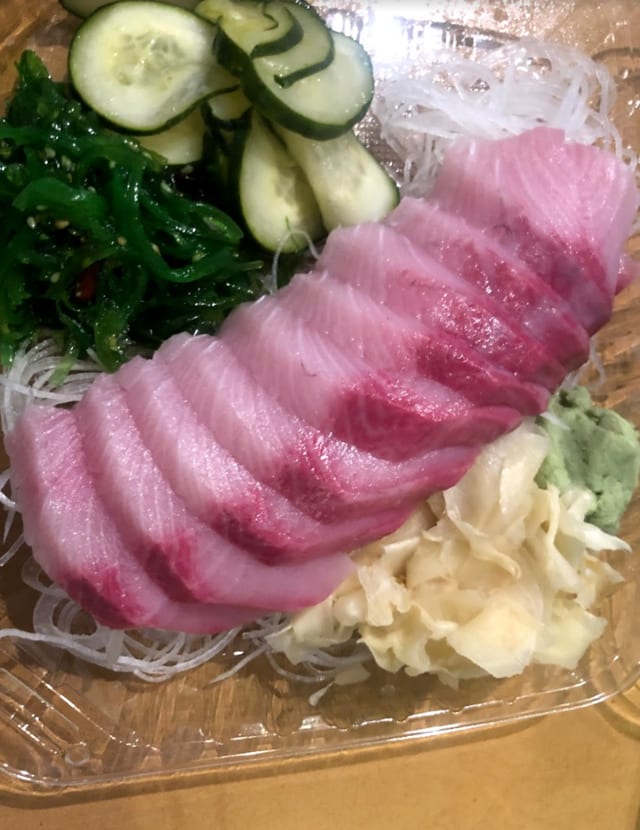 Sashimi | Yellowtail.